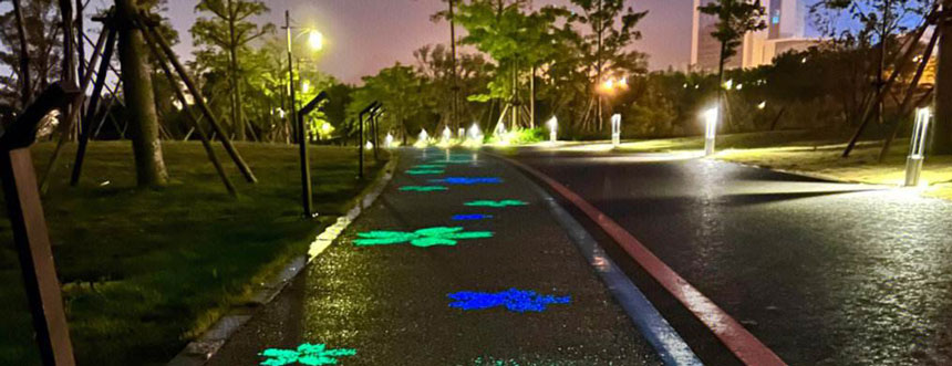 glow in the dark stepping stones